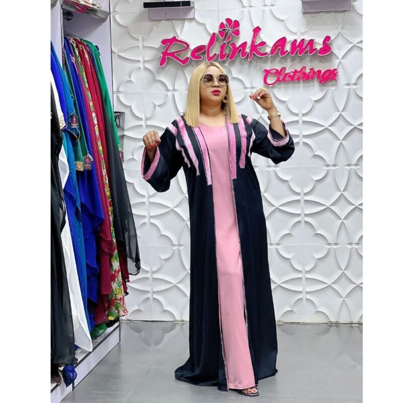 Pink and Black Reversible 2-in-1 Abaya